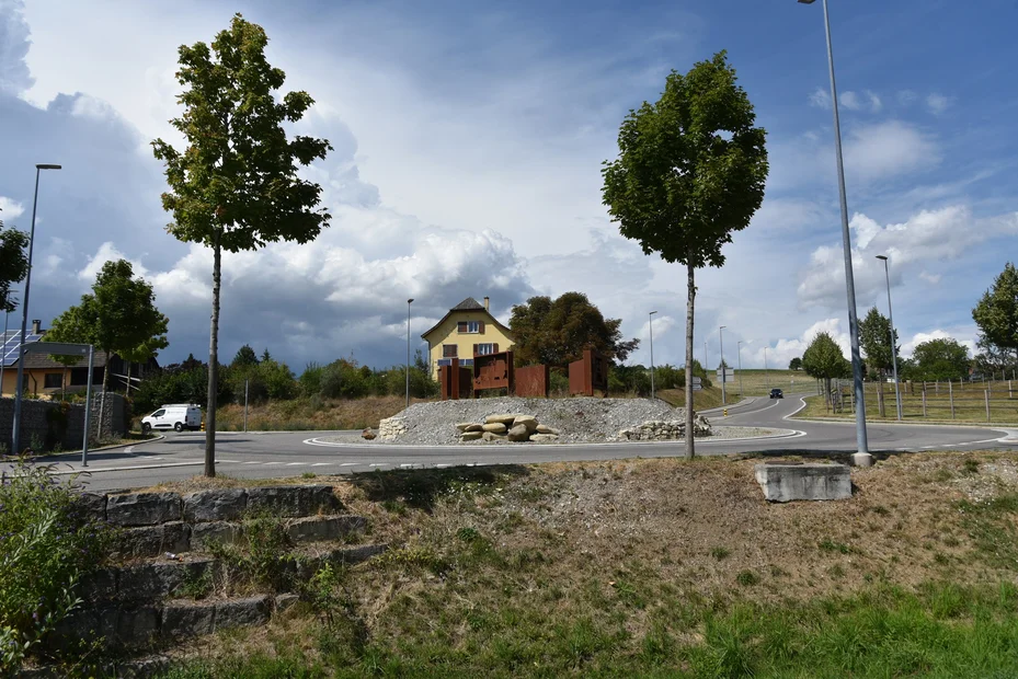 Kreiselbepflanzung in Schneisingen